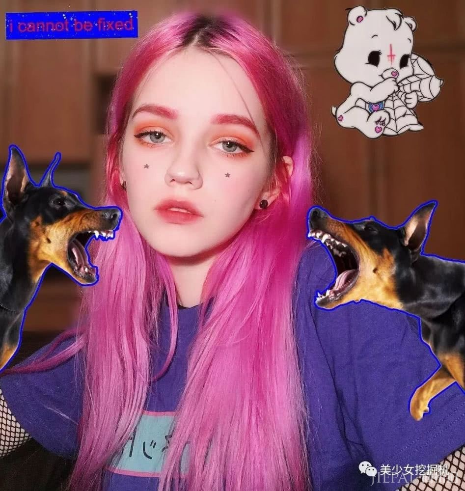 长着一张精灵脸的俄罗斯少女,都拜倒在她的彩虹眼影和神仙发色