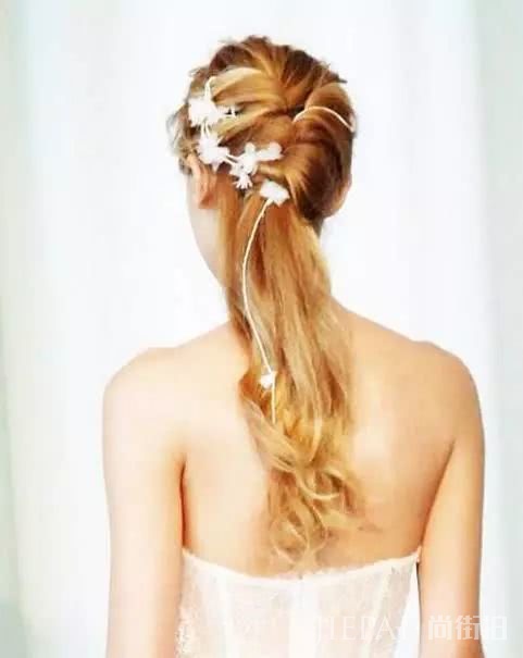 时髦精首选发型，瘦脸又好看