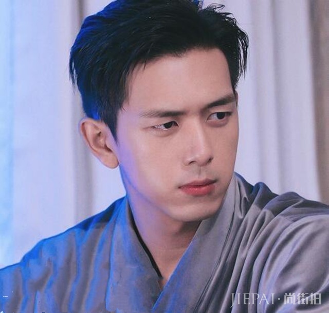 高冷男神李现换脸倔强洪世贤,既视感太强毫无违和感