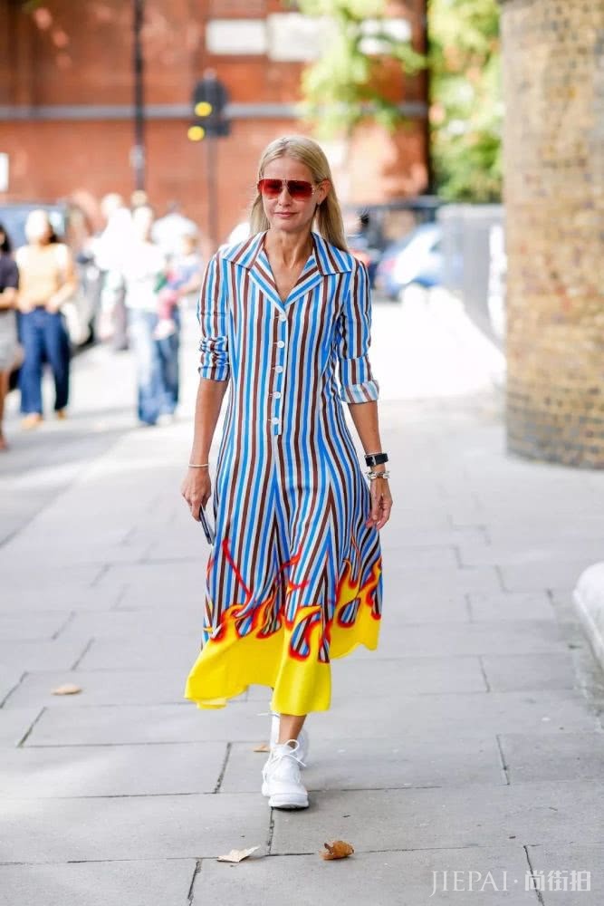 七月还没减肥成功?就让这条裙子帮你瘦着整个夏季吧