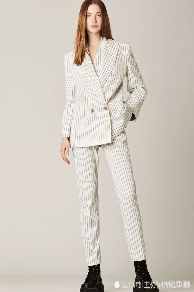 “6套”职场万能搭配，简单又时髦，再也不用担心每天穿什么了