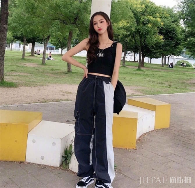 矮个子穿短上衣配长裤,立马提升你的腰线
