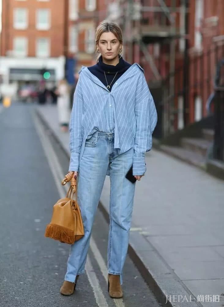 欧美街拍 阔腿裤穿不好罪魁祸首可能因为这五双鞋