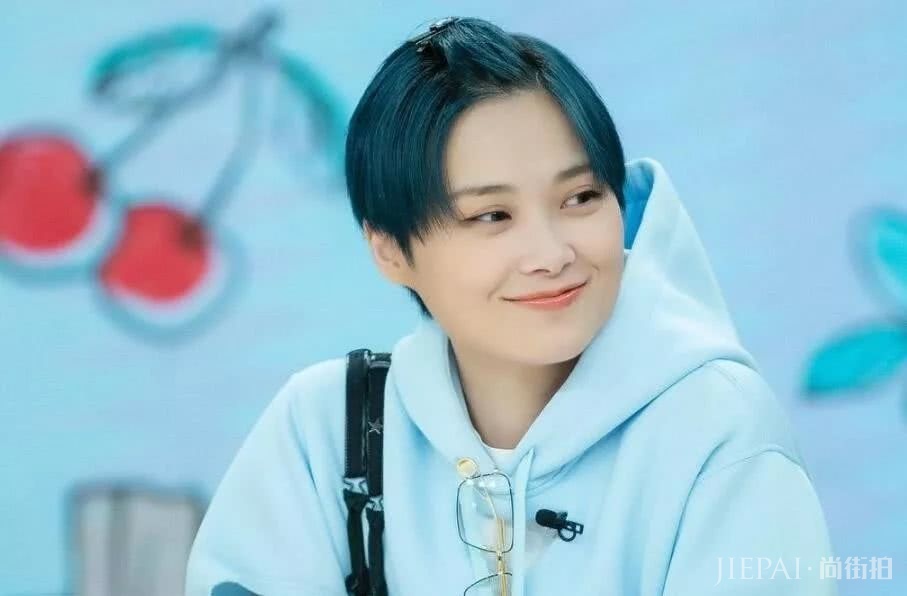 夏天该弄一个什么样的发型才能又美又凉快？