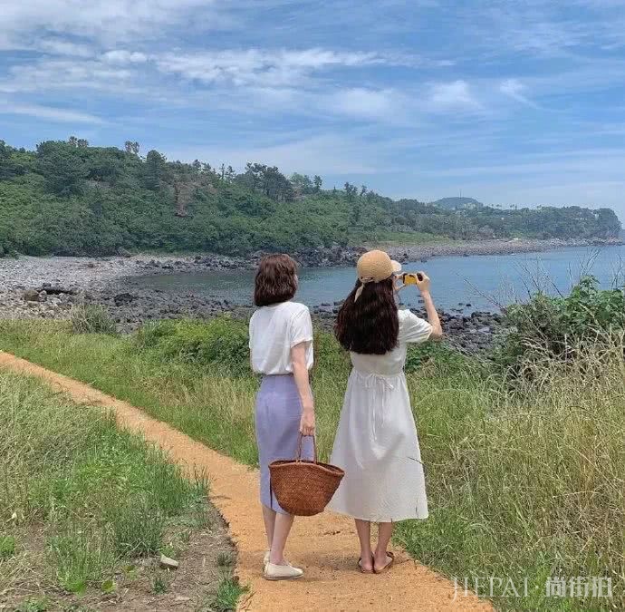 马卡龙色系闺蜜穿搭超好看,夏季穿清凉时髦