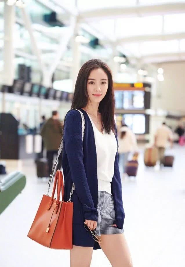 夏天露腿不好驾驶?试试这8种进阶式上衣搭配,帮你练成腿精