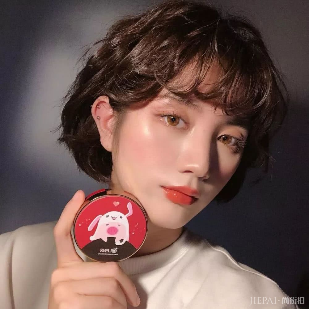 这15款发型,今年夏天很流行