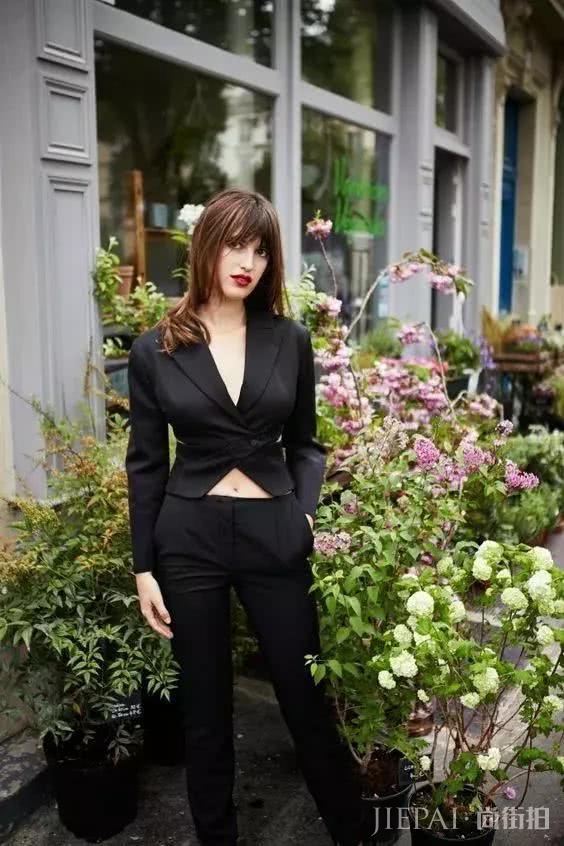 微胖女孩的穿衣打扮小心机,遮肉还显瘦