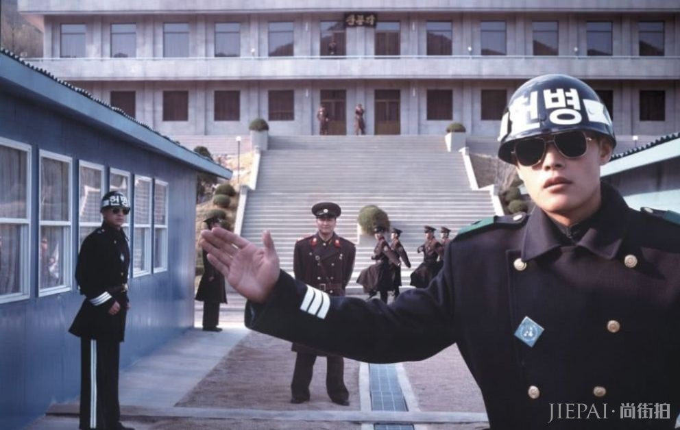 这部韩国犯罪新片,爽爆!