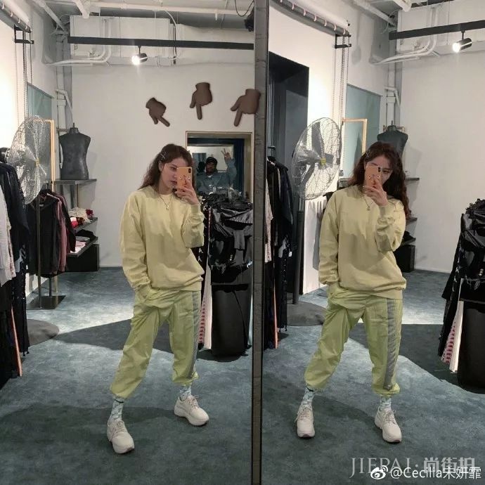 小花届新晋时尚博主 我们为你梳理了宋妍霏的穿搭秘诀
