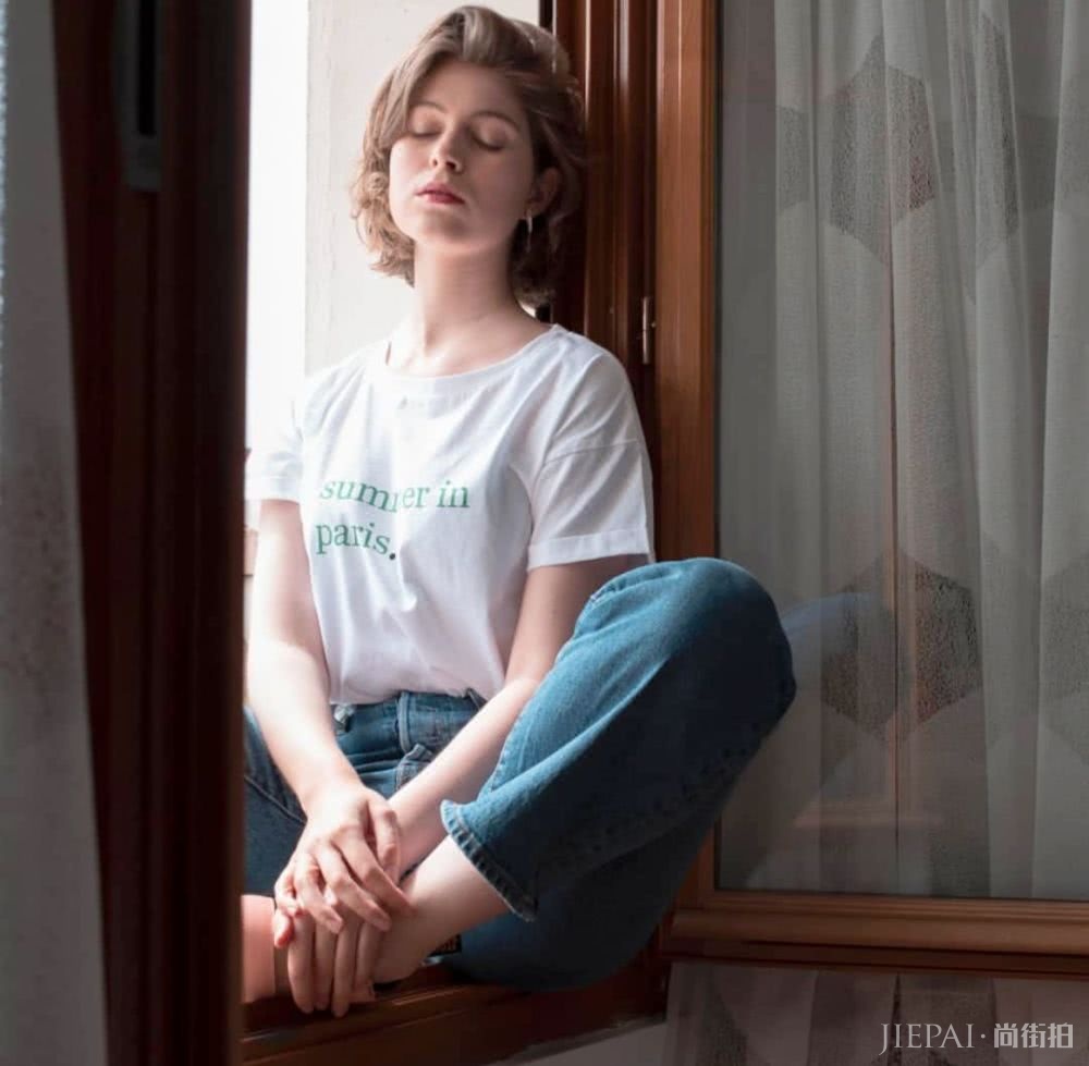 短袖短袖，重点不在短而在“袖”