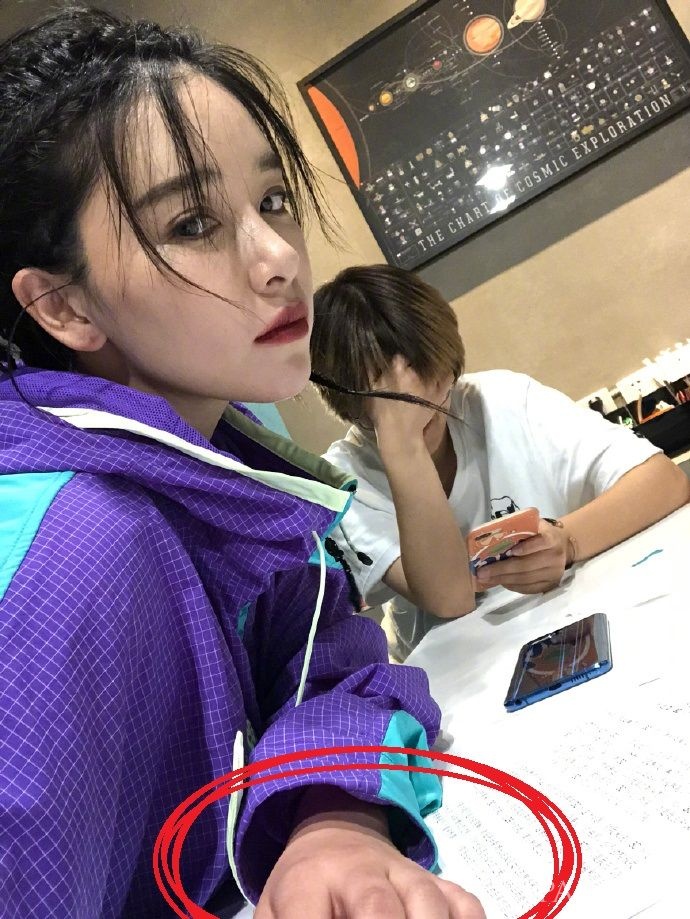 有一种幸福叫做“阚清子胖了”,看到她的小胖手后:不怕掉粉?