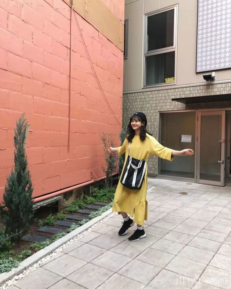 日本模特村田伦子の时髦秘密？一起做“青文字系”女孩