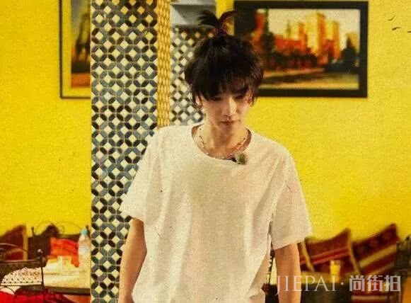 夏天该弄一个什么样的发型才能又美又凉快？