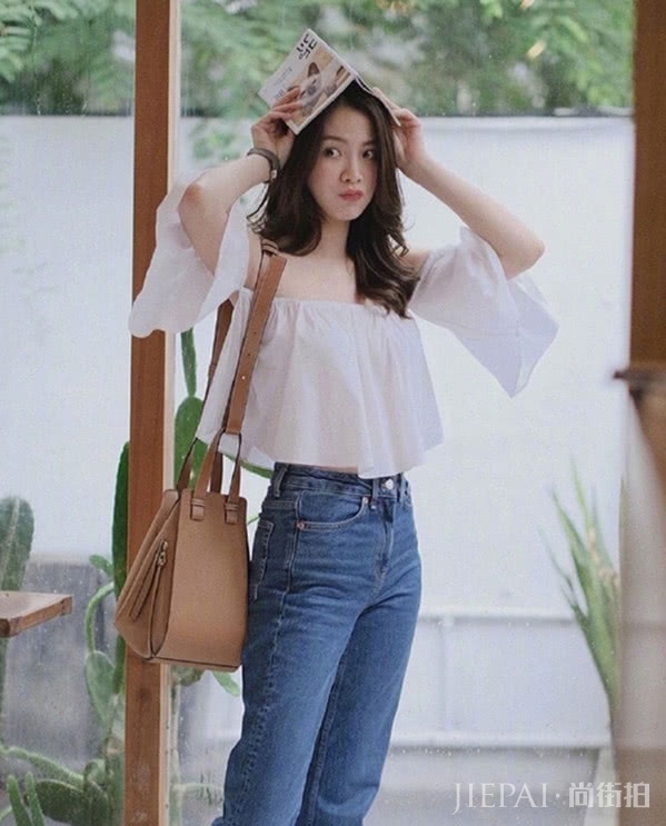 《初恋这件小事》女主角小水，泰星吕爱惠时尚造型颜值在线