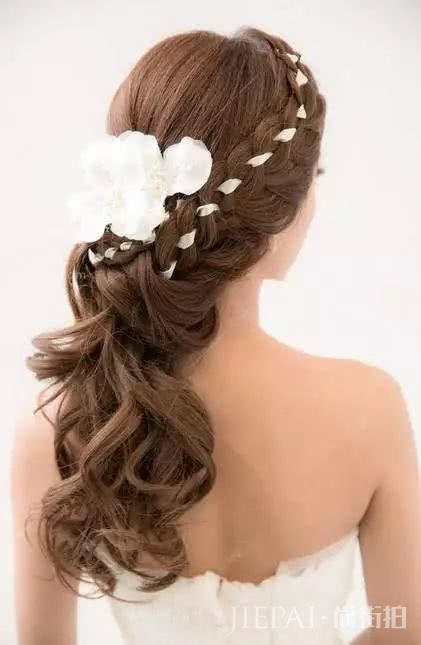 时髦精首选发型，瘦脸又好看