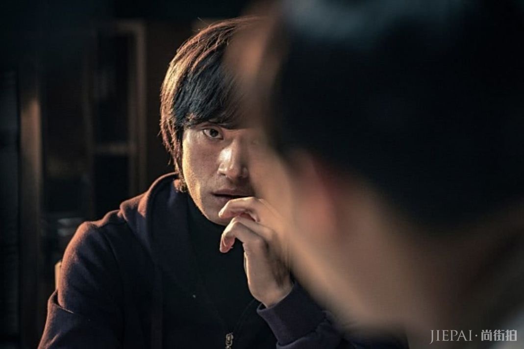 这部韩国犯罪新片,爽爆!