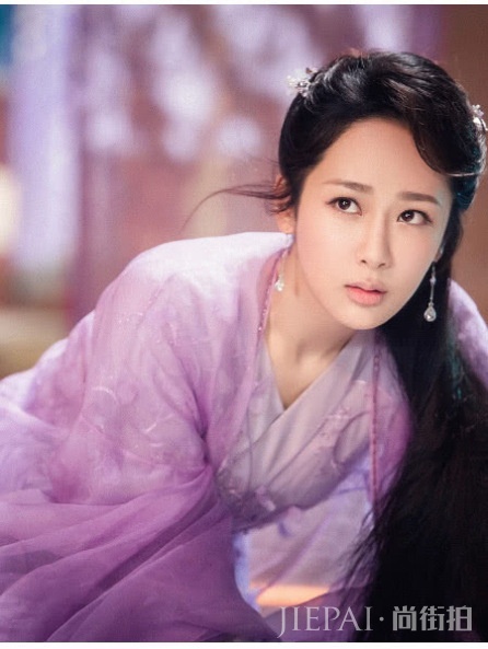 靠演技征服观众，靠“歌声”圈粉无数，杨紫的人格魅力成就她如今