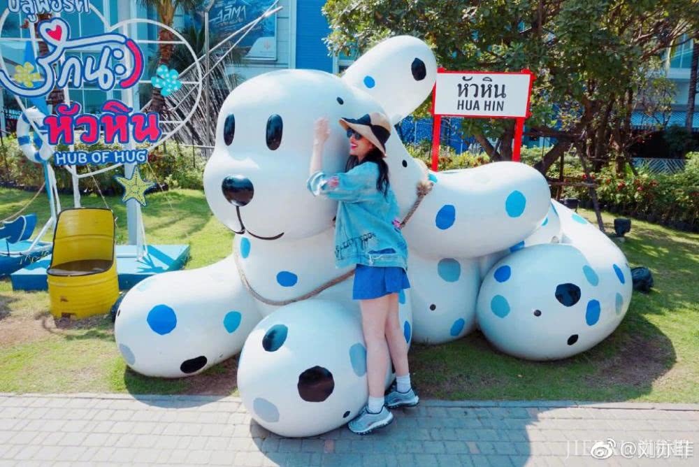 刘亦菲脸型疑从圆变方?视频照片对比样貌大不同