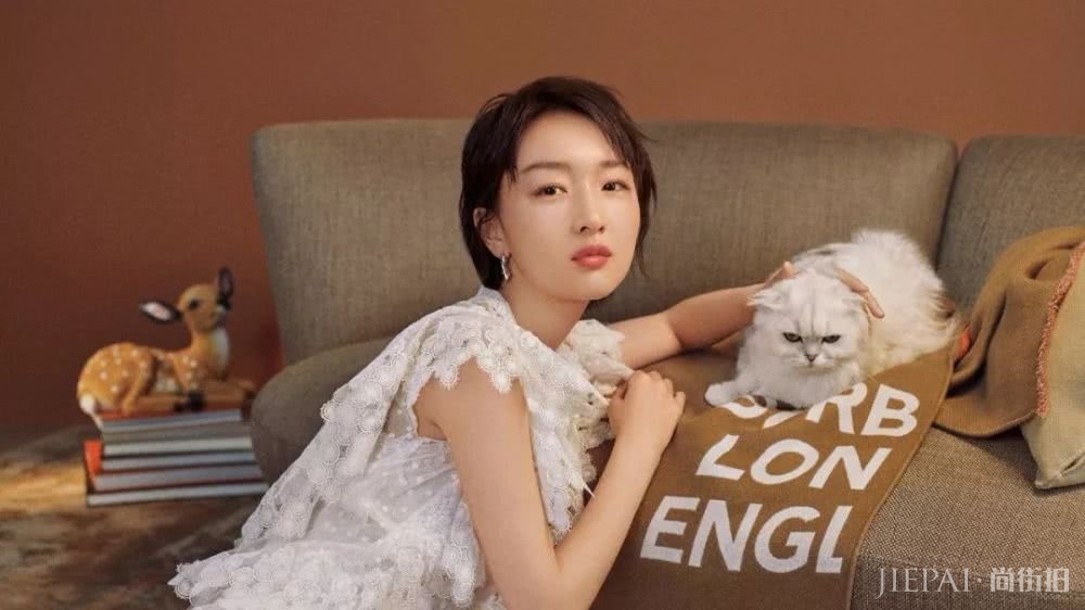 Burberry推出七夕广告大片,刘雯拿下COACH代言