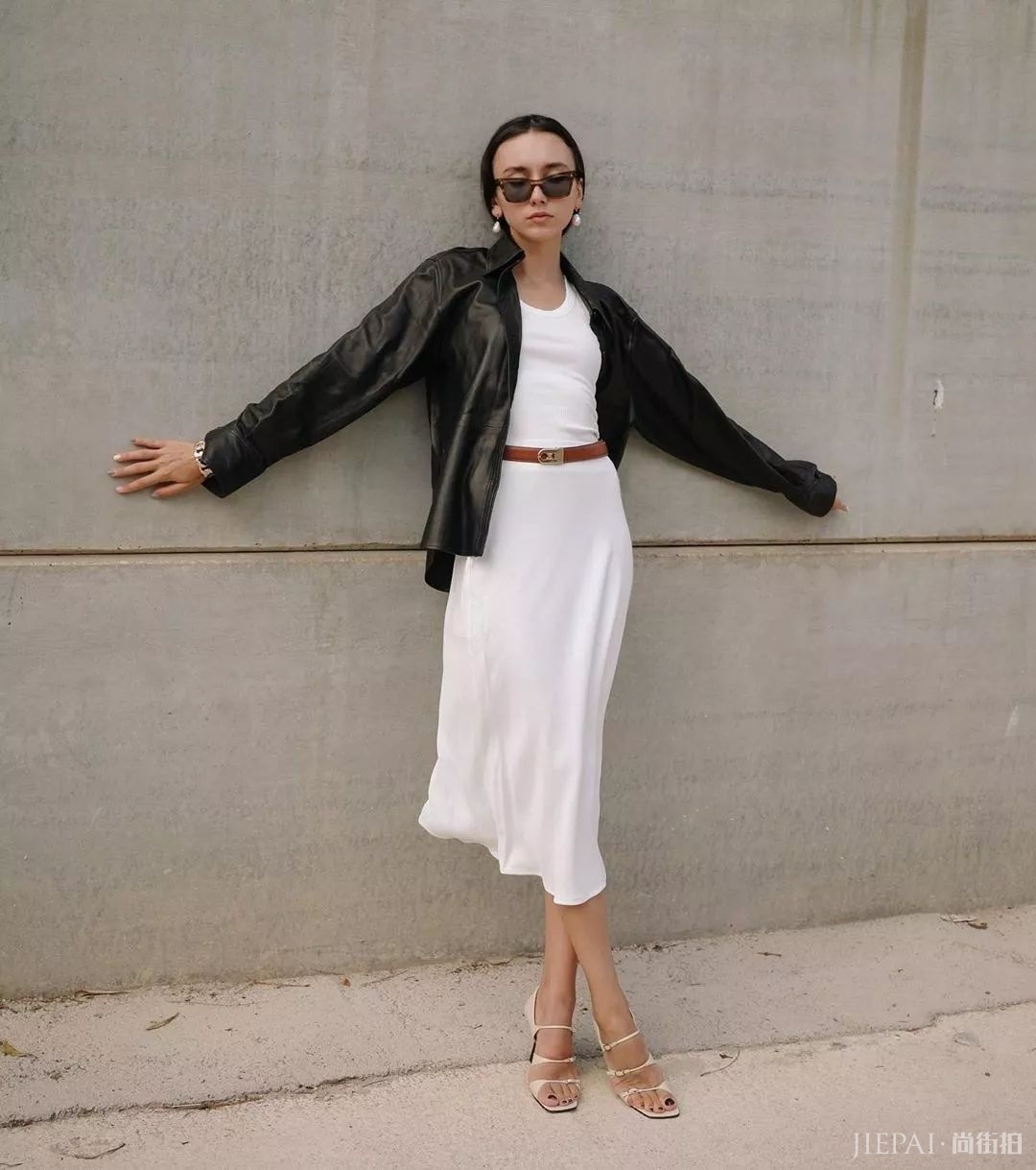 都说个矮、人穷注定与时尚无缘，这个德国博主却时髦到飞起！