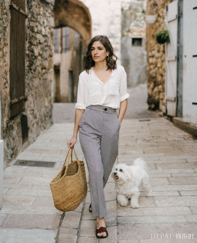 短袖短袖，重点不在短而在“袖”