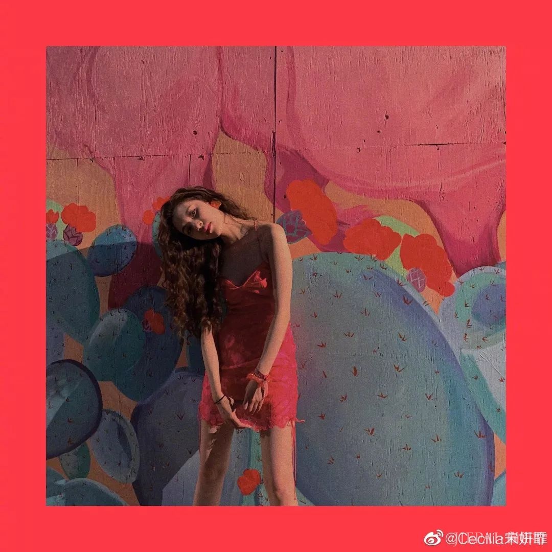 小花届新晋时尚博主 我们为你梳理了宋妍霏的穿搭秘诀