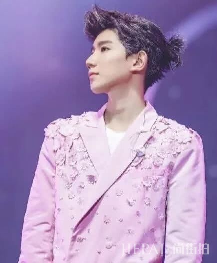 夏天该弄一个什么样的发型才能又美又凉快？