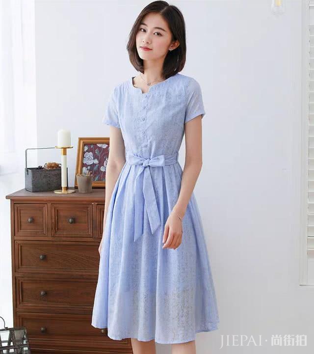 超仙甜美，V领碎花雪纺连衣裙