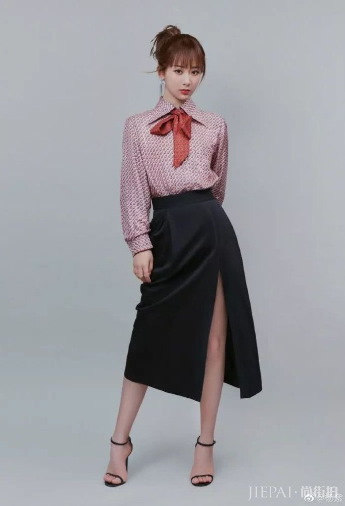 捧红李现，自带“旺夫”体质的她，戳破了娱乐圈的残酷真相