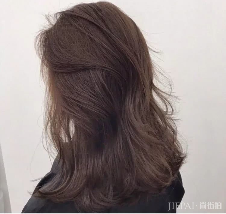 想换发色吗？这几种最流行的颜色可以参考