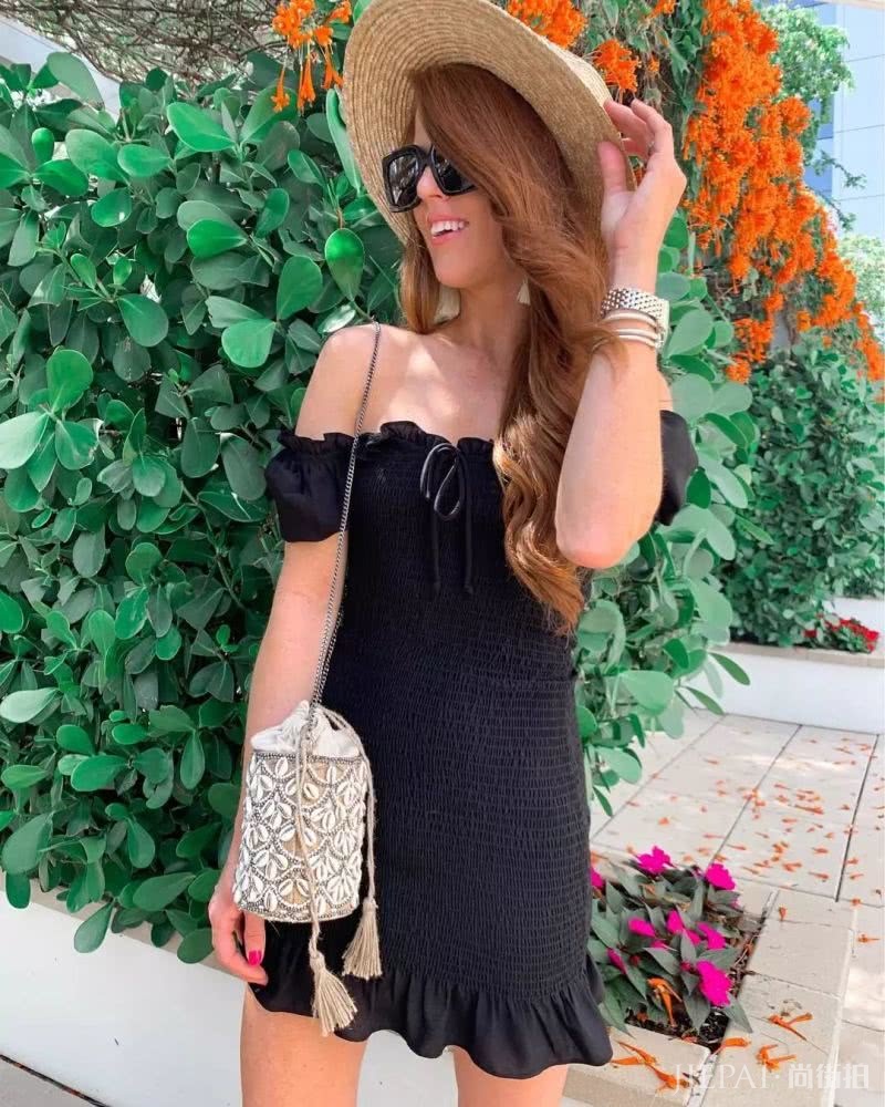 浅色系夏天太单调?试试这5种深色系气质美搭,显瘦效果好