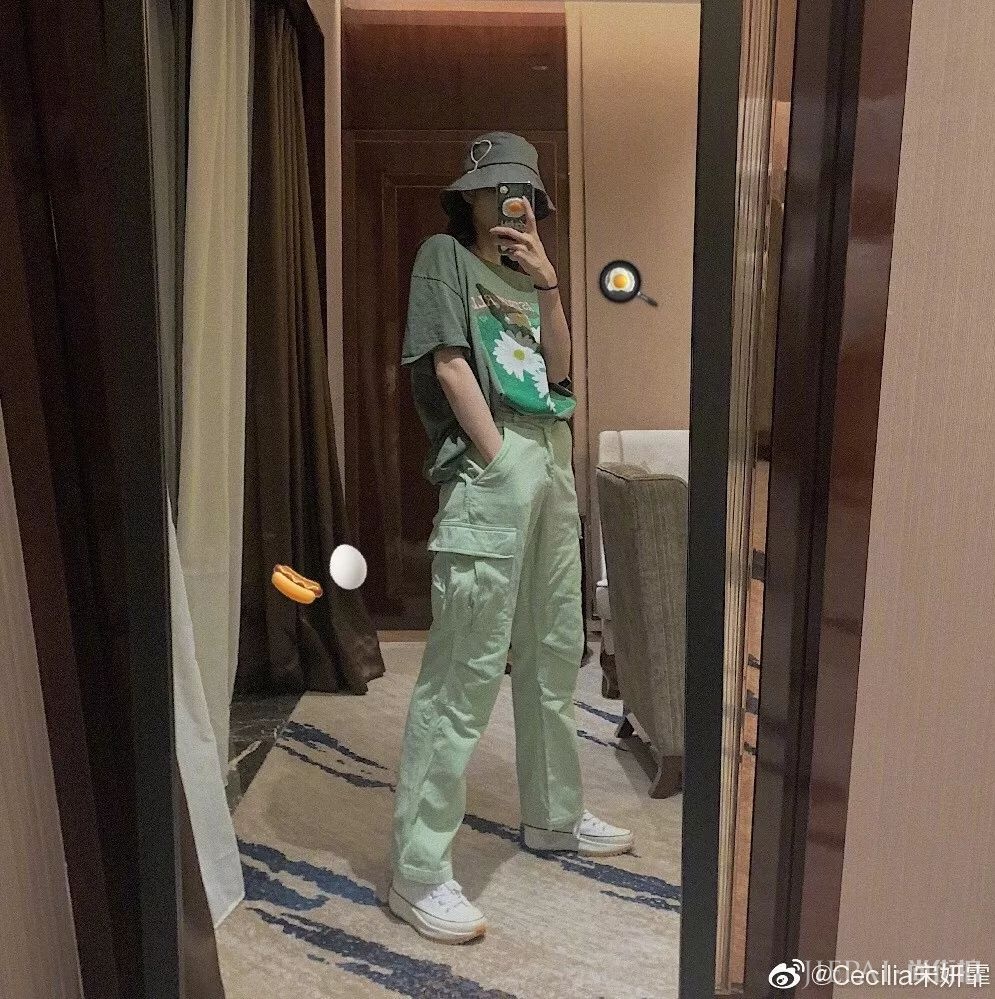 小花届新晋时尚博主 我们为你梳理了宋妍霏的穿搭秘诀