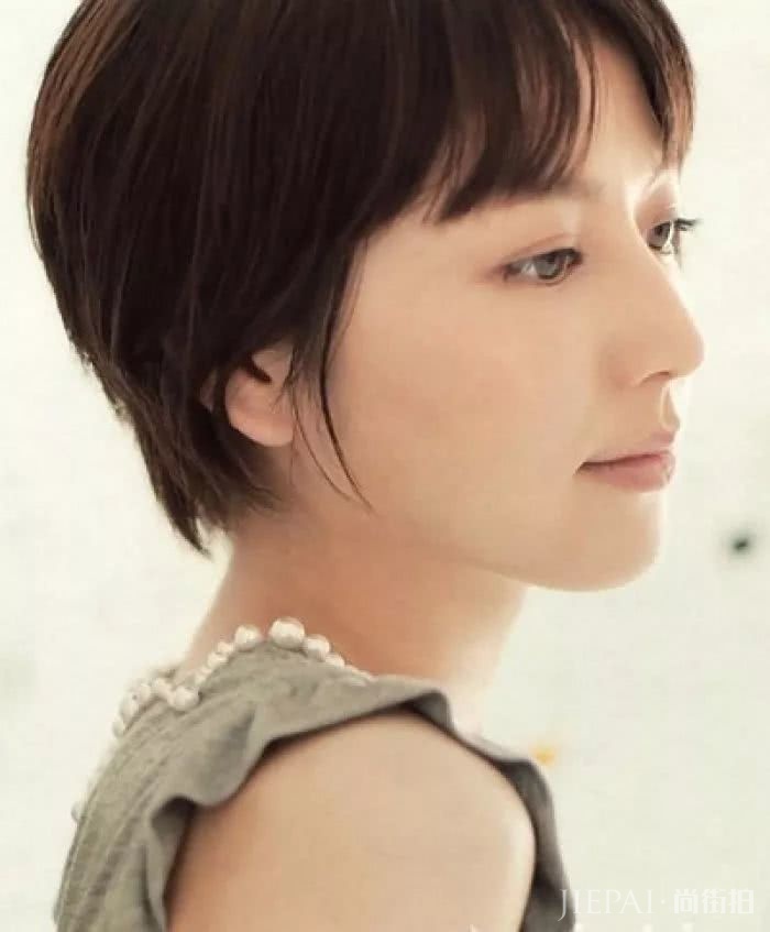 最适合圆脸和大脸的日系发型，不要再纠结留长发还是剪短发了