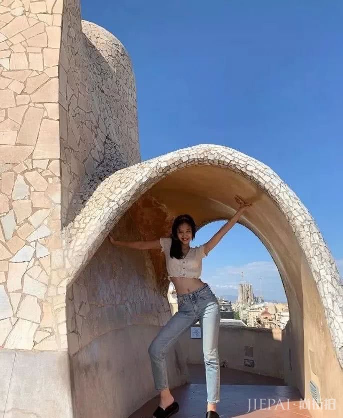 娜扎新剧置装费超百万，260套造型比她的演技和颜值更好看