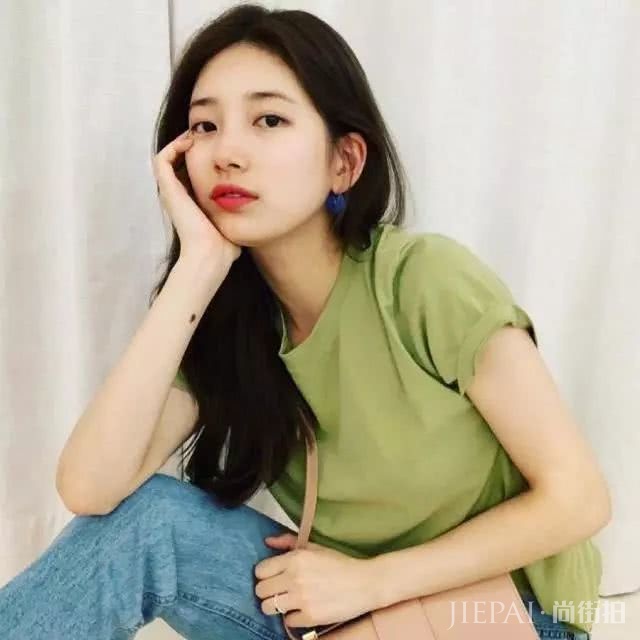 没错，这就是你想要的显白牛油果绿穿搭指南