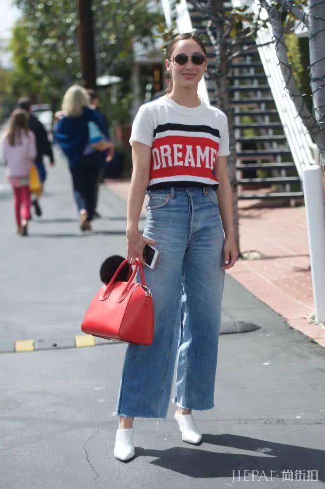 欧美街拍 阔腿裤穿不好罪魁祸首可能因为这五双鞋