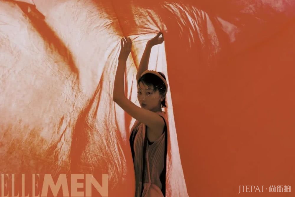 周冬雨：遵从自己的步调慢慢成长