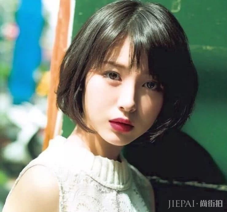 短发卷一点更好看,最显脸小的“短卷发”看这里