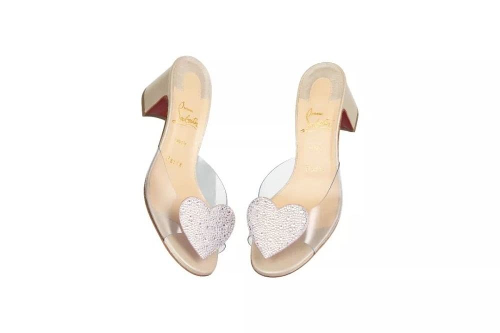 Burberry推出七夕广告大片,刘雯拿下COACH代言