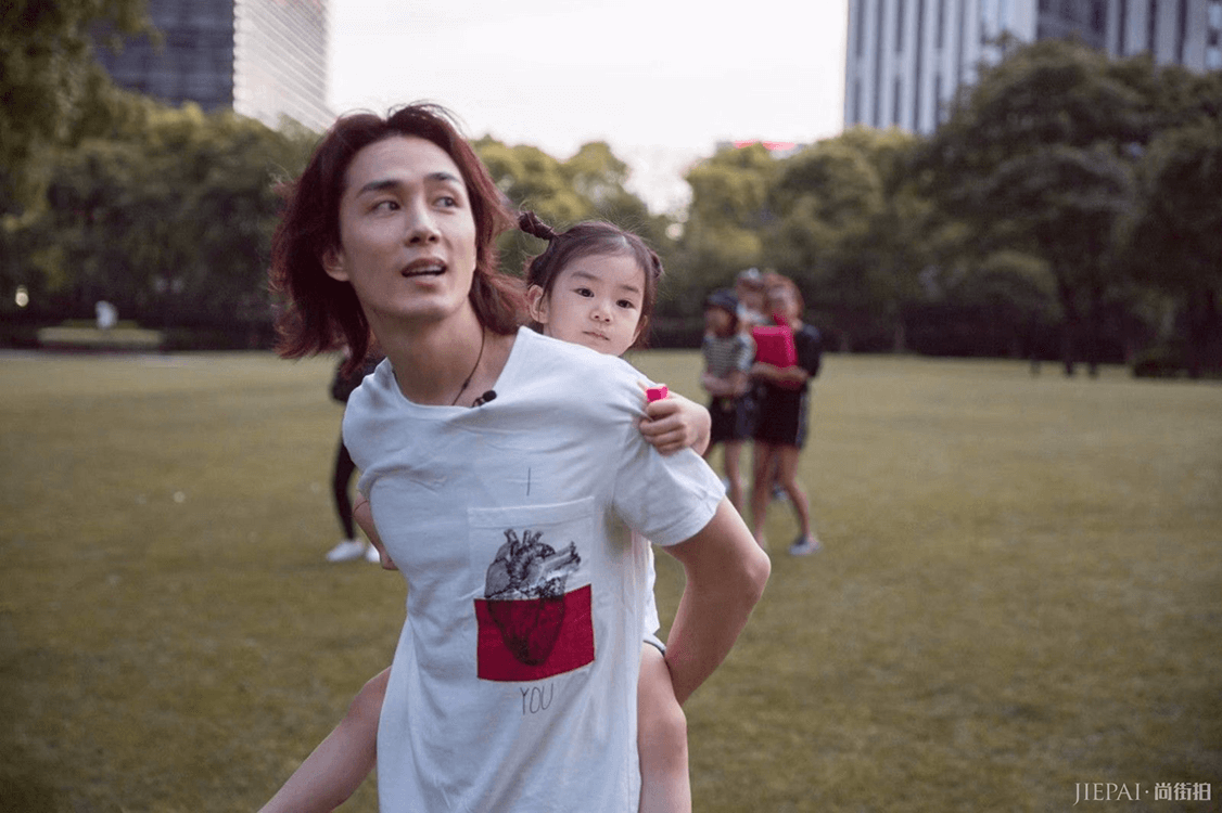 女主外、男主内？戚薇：如果没有我老公，我顶不住这个家