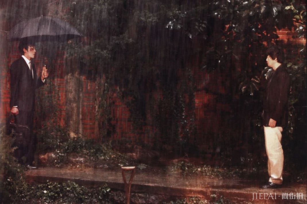 这部韩国犯罪新片,爽爆!