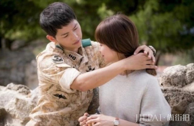 离婚打击太大？宋慧乔受访宣布下半年停工休息，自曝接受命运安排