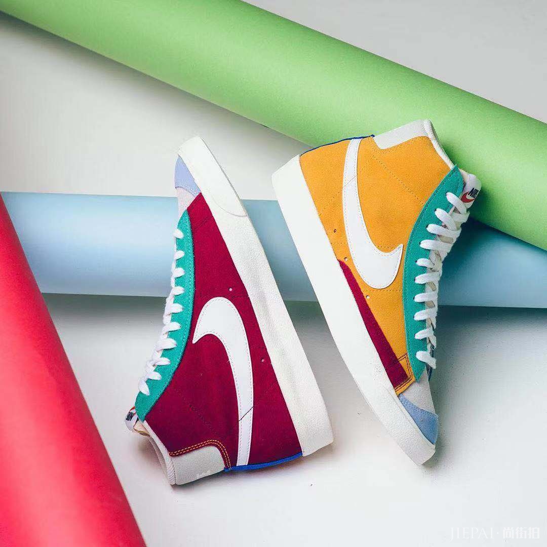 抢不到 sacai ？这个 Blazer Mid 鸳鸯撞色拼接考虑一下！