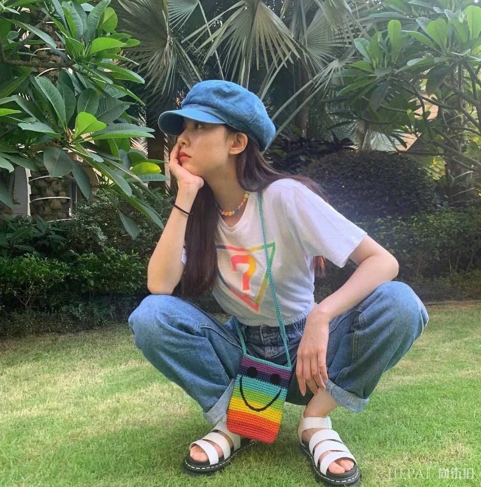 小花届新晋时尚博主 我们为你梳理了宋妍霏的穿搭秘诀