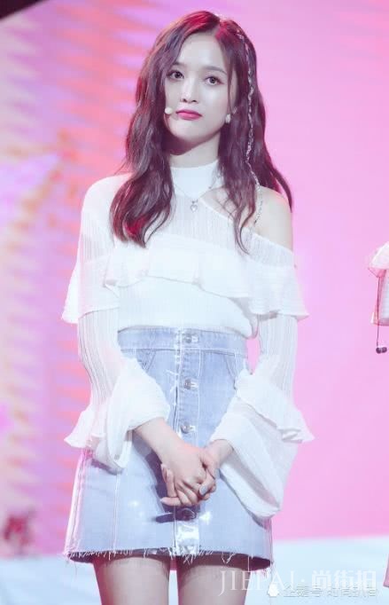 166也能成腿精?照搬吴宣仪这15套造型没什么不可以