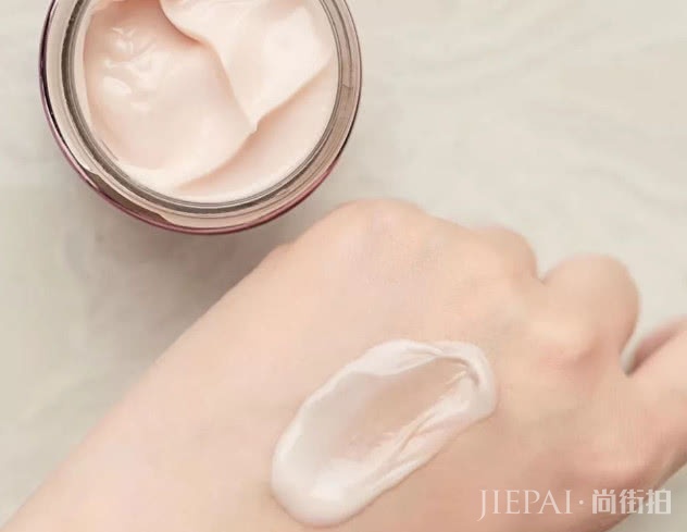 别小看紫外线，它对皮肤伤害很大，晒伤后及时采取这些措施补救