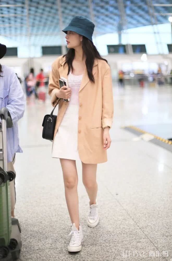 能给视觉降温的造型是什么样的？