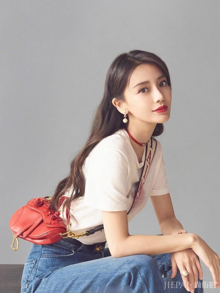 Angelababy同样搭配纱裙，风格差距却这么大？