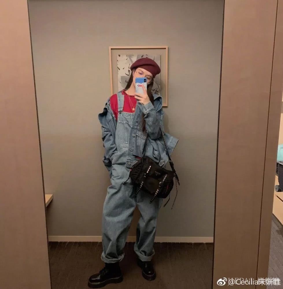 只会学泫雅穿搭?看宋妍霏穿衣打扮经了解一下